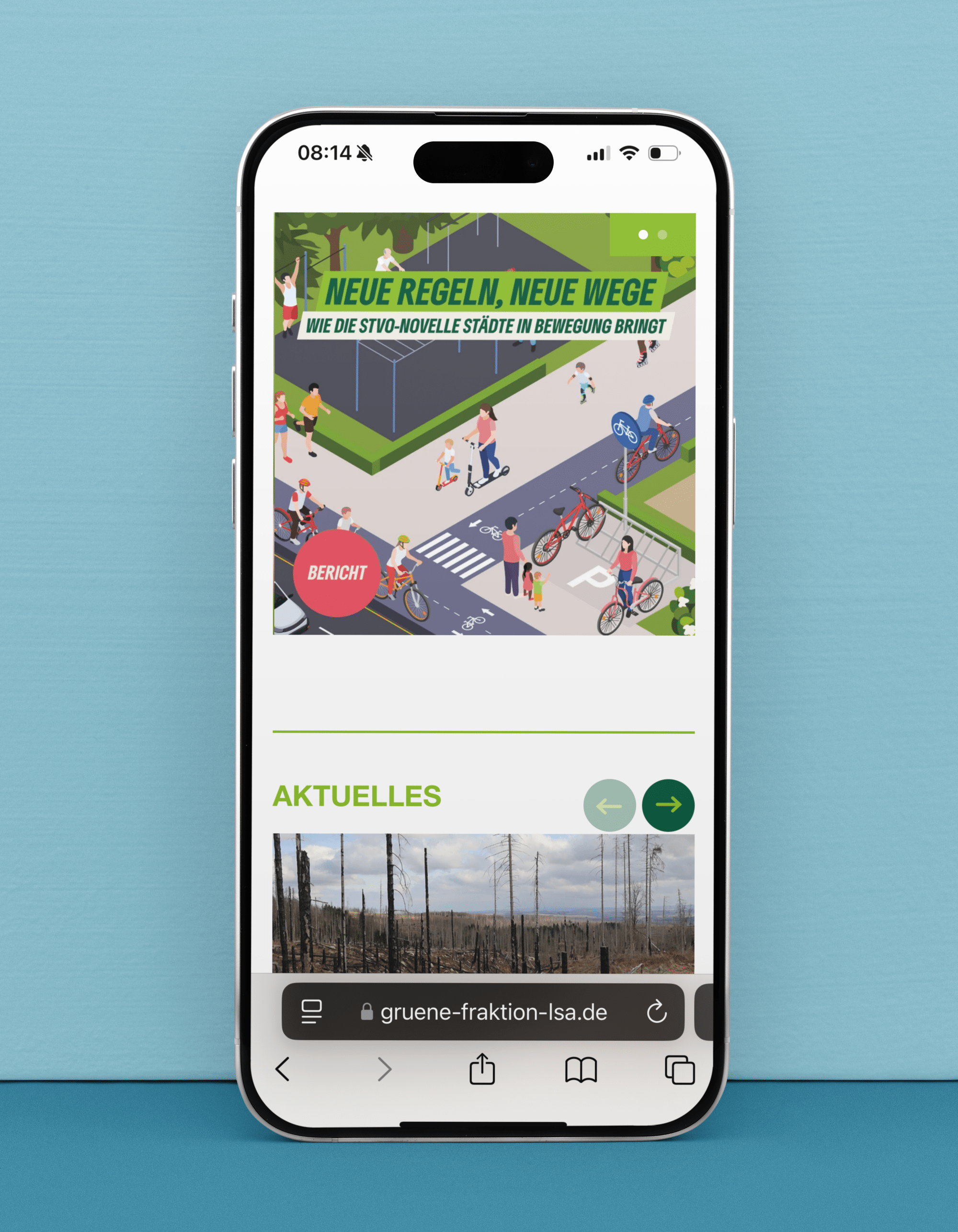 DieGruenen Mockup Iphone 15 Pro Blue