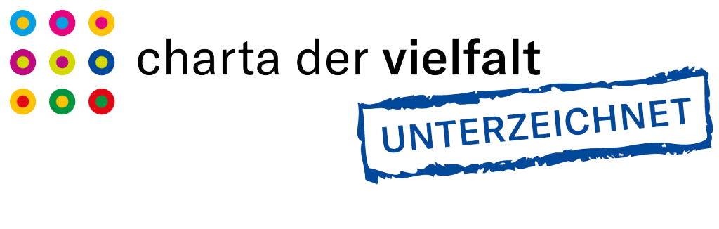 KI generiert: Das Bild zeigt das Logo der "Charta der Vielfalt" mit einem Stempel "UNTERZEICHNET" daneben. Es symbolisiert die Unterstützung und Anerkennung von Vielfalt.